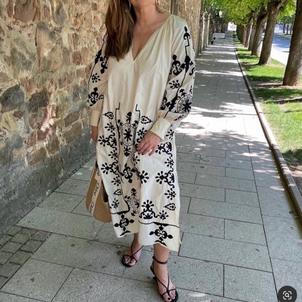 NWT H&M Trend Oversized Embroidered Kaftan Boho Light Beige Cotton Dress Kaftan - Picture 10 of 10